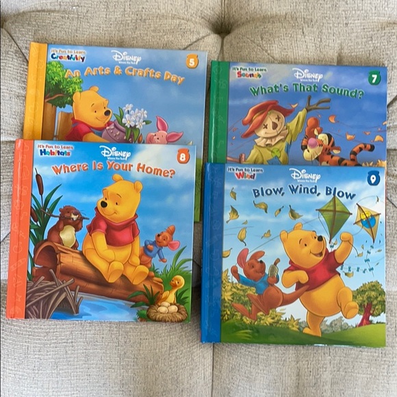 Disney Winnie the Pooh 4 hardcover books